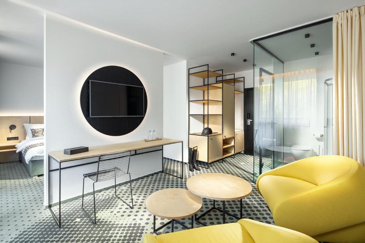 B&B Chuchle Arena Praha Bagian luar foto